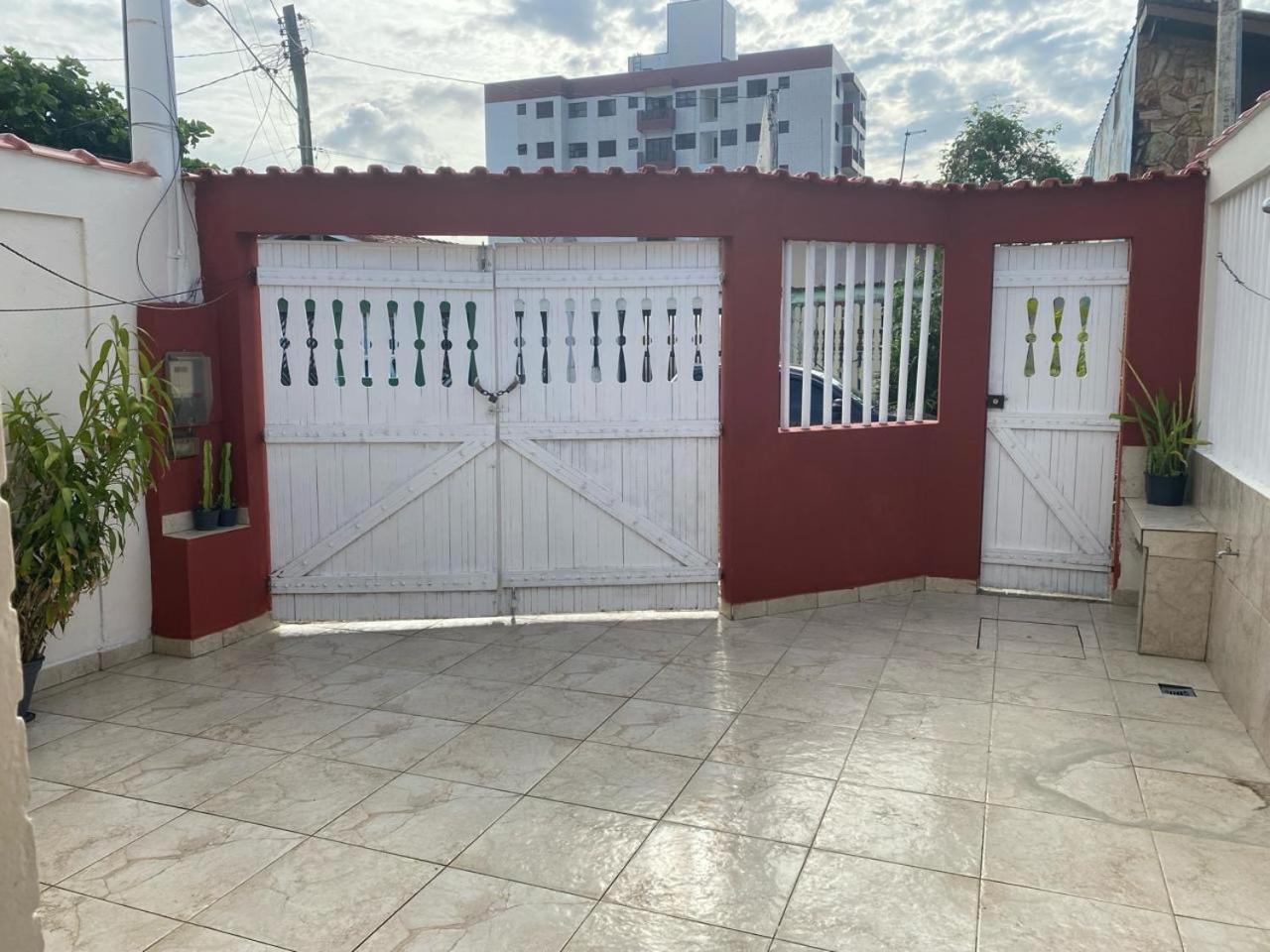 הוילה Mongaguá Casa Do Lado Da Praia, 100 Metros Da Praia. מראה חיצוני תמונה